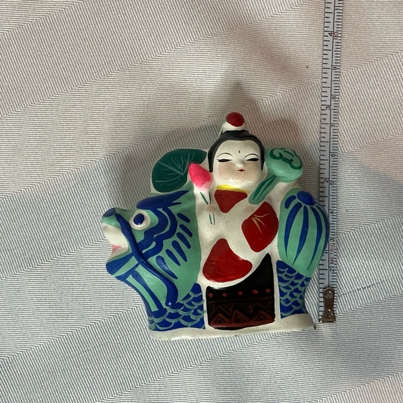 Unique Vintage Japanese Figurine - Picture 6 of 7